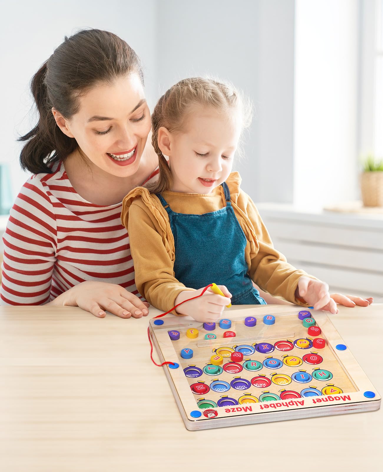 GAMENOTE Tablero magnético del laberinto del alfabeto con 4 tarjetas de actividad
