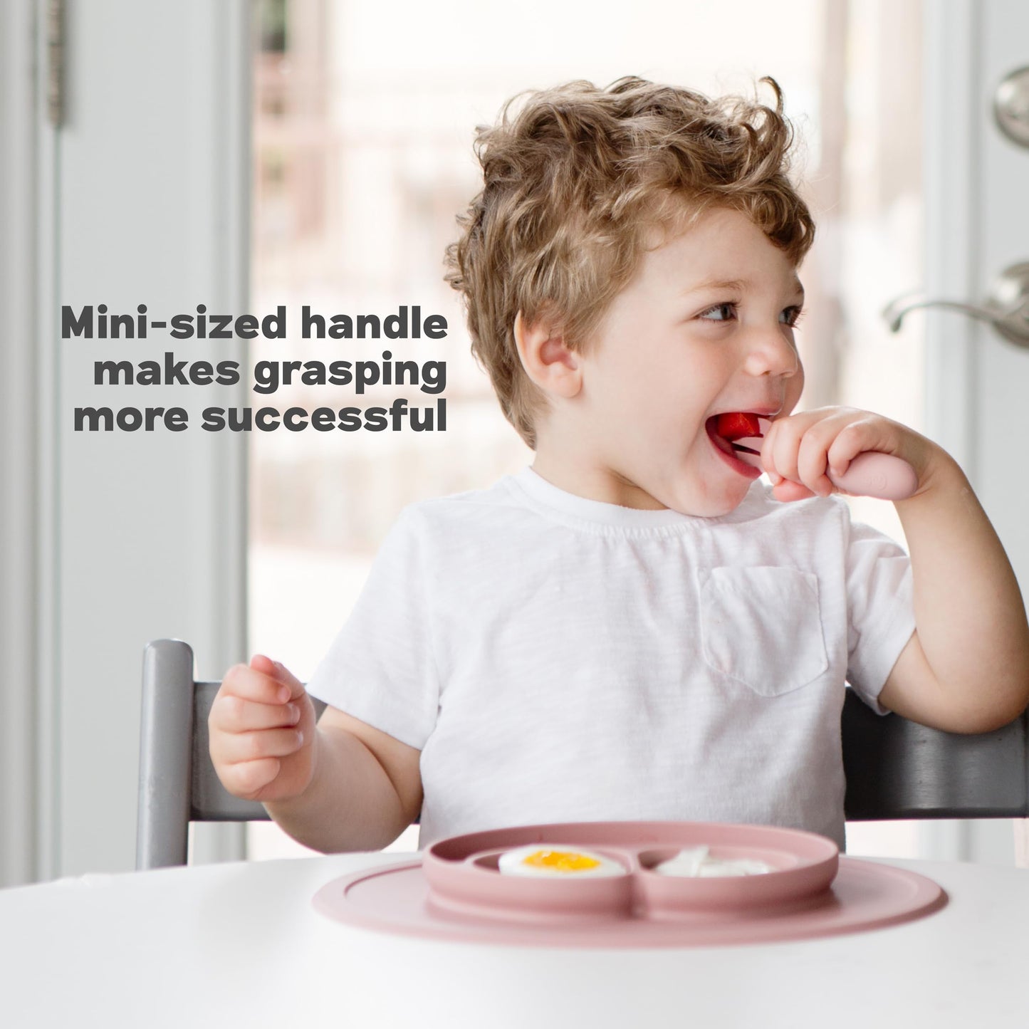 ezpz Mini Utensilios - 12 Meses+ (Tenedor y cuchara en Sage) - Tenedor y cuchara 100% libres de BPA