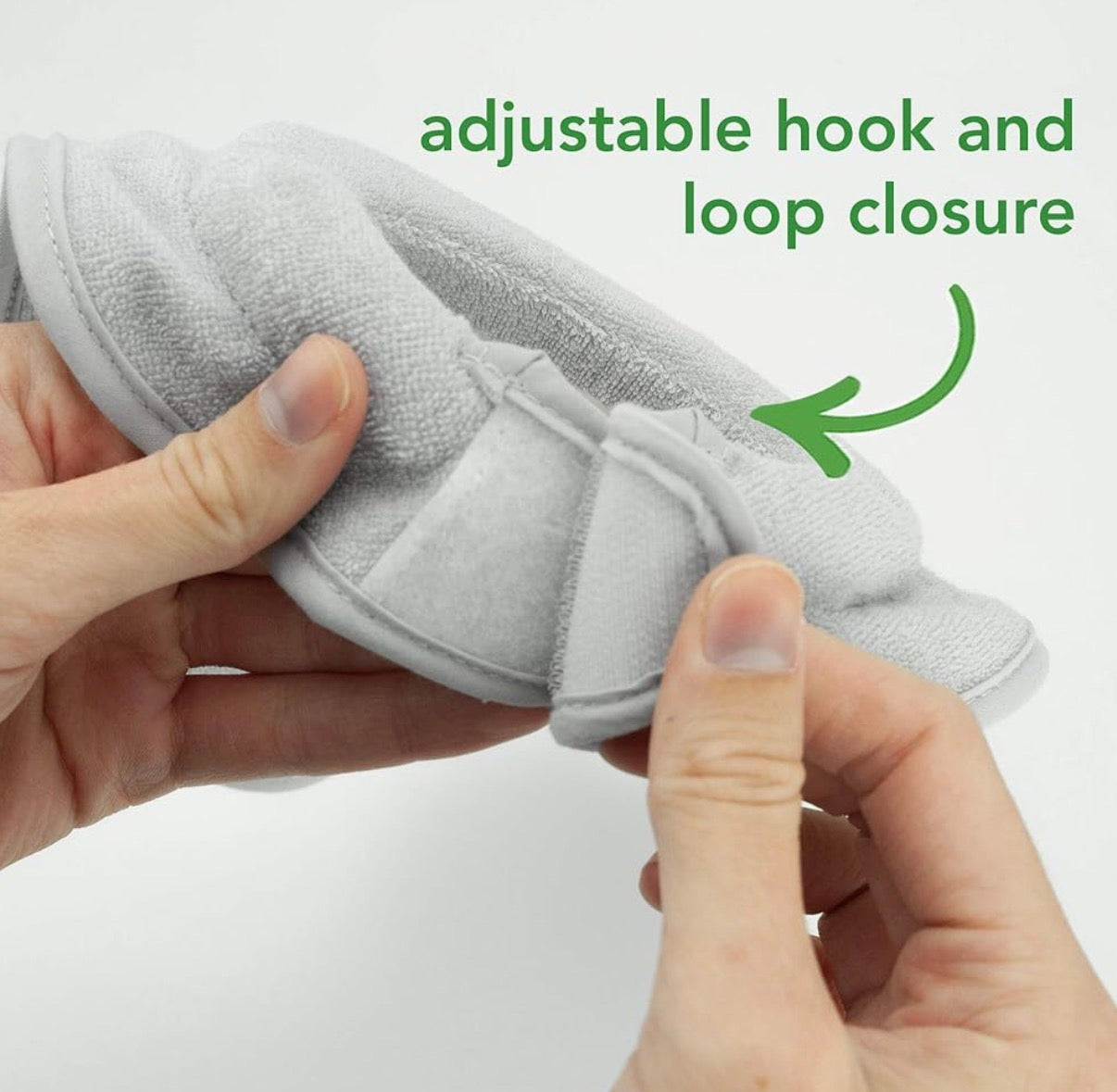 Green Sprouts Stay-dry Milk Catcher Bibs