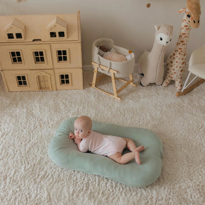 Nido para bebé Aila+Aiden, modelo Snuggle, de algodón orgánico
