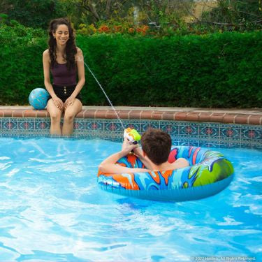 NERF Super Soaker flotador y pistola de agua