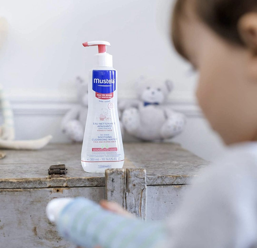 Mustela Bebé Agua Limpiadora Calmante