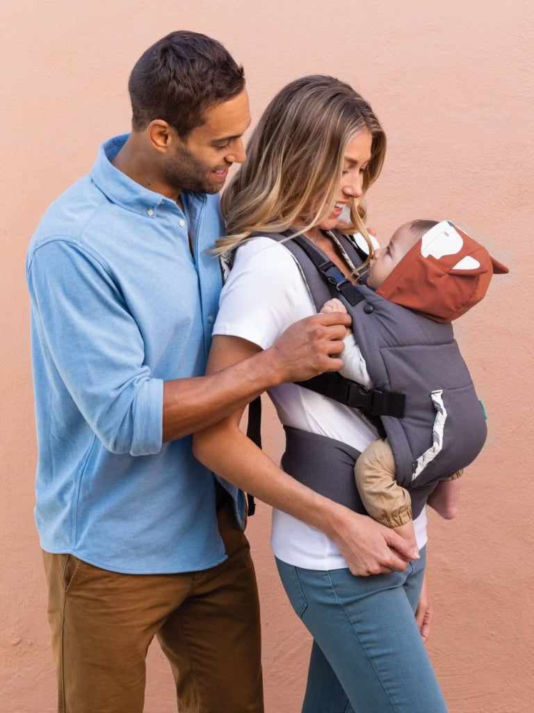 Portabebé Ergonómico Infantino Cuddle Up Fox con Capucha – Desde Recién Nacido hasta 18 kg