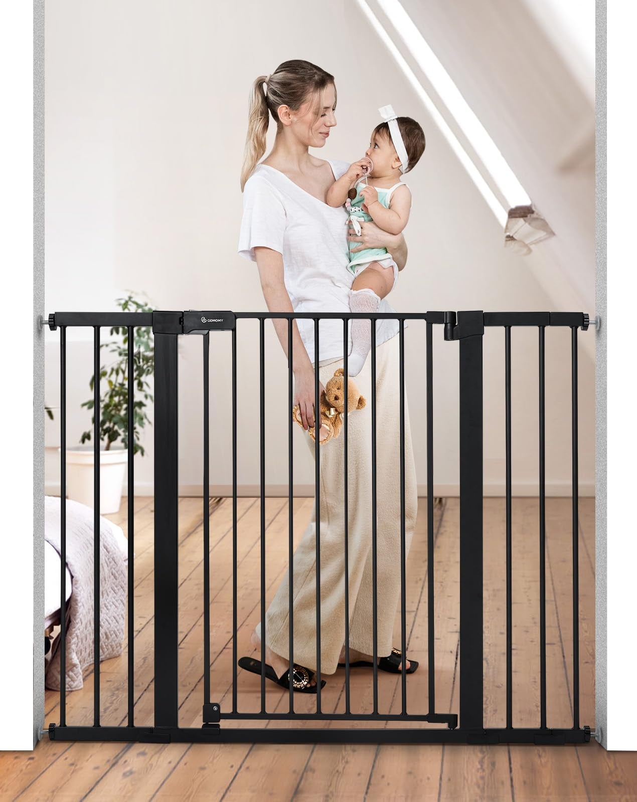 COMOMY Puerta de bebé extra alta de 36 pulgadas para puertas de escaleras, se adapta a aberturas de 29.5 a 43.3 pulgadas de ancho