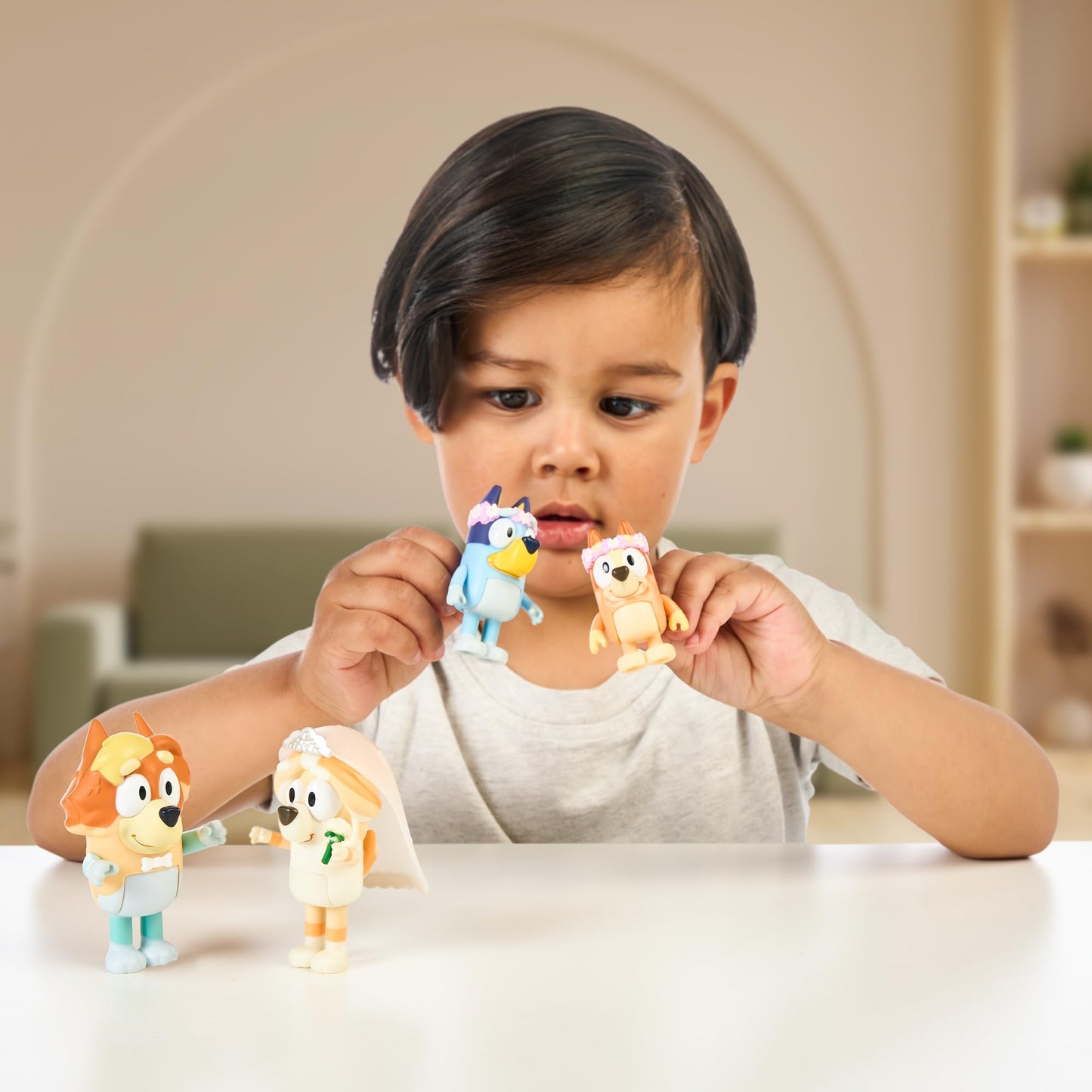 Paquete de 4 figuras de Bluey Tiempo de boda