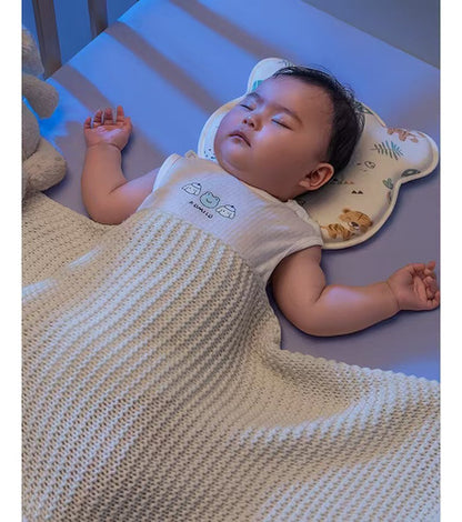 Almohada de espuma viscoelástica para bebé que previene la cabeza plana