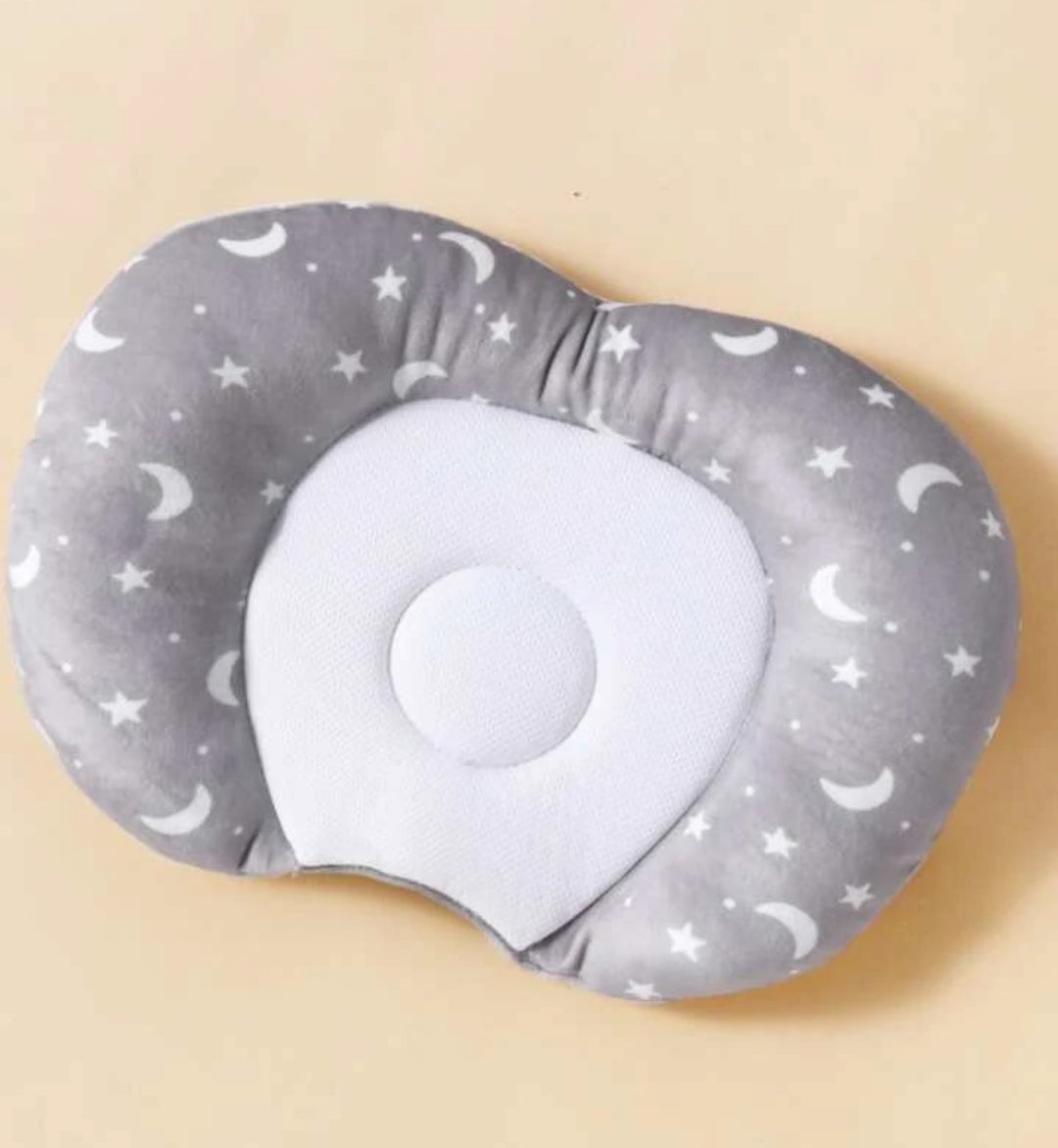 Almohada moldeadora para bebés, diseño gris con lunas y estrellas