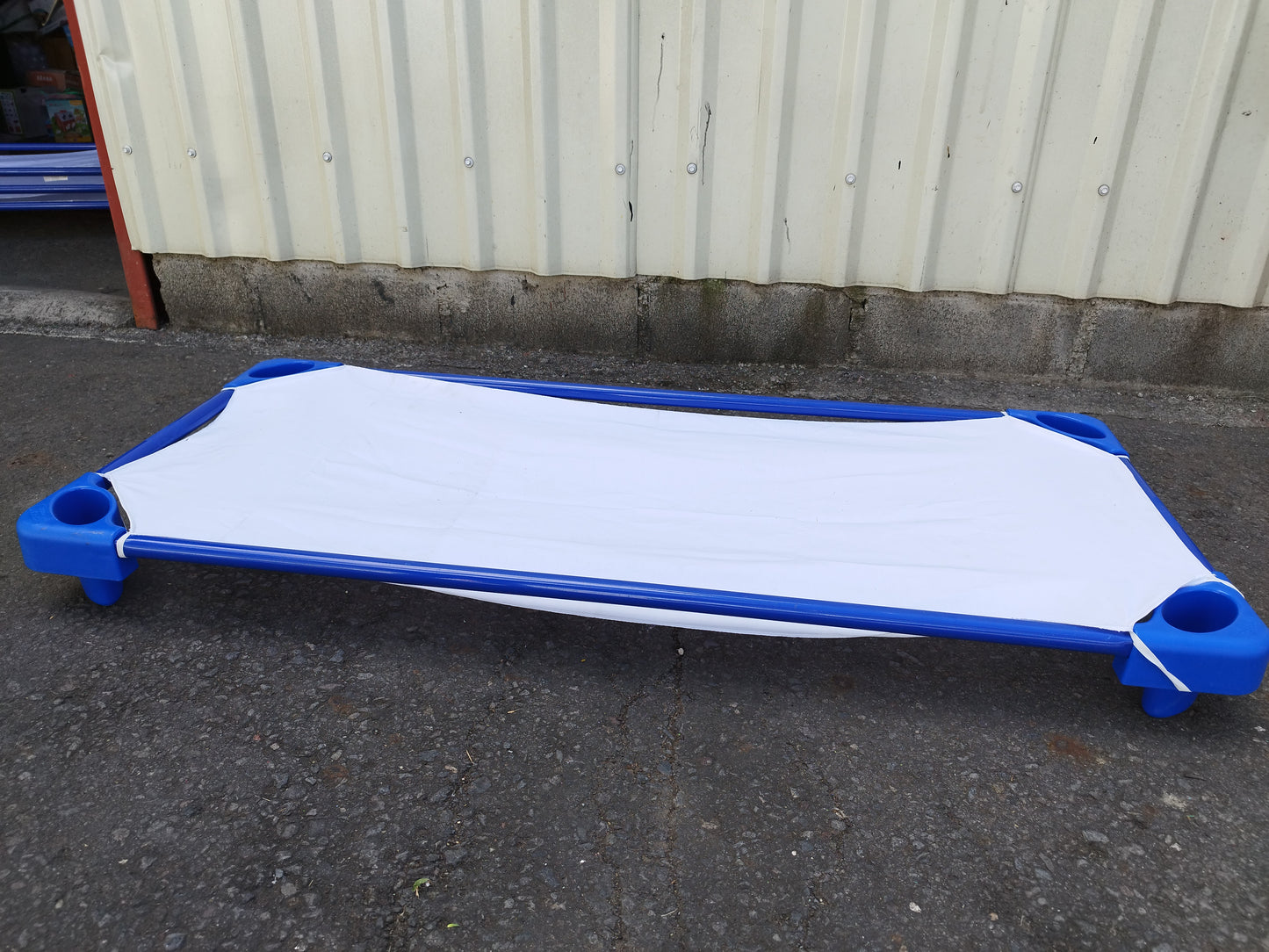 Base para cuna infantil apilable con sábanas, 4 uds