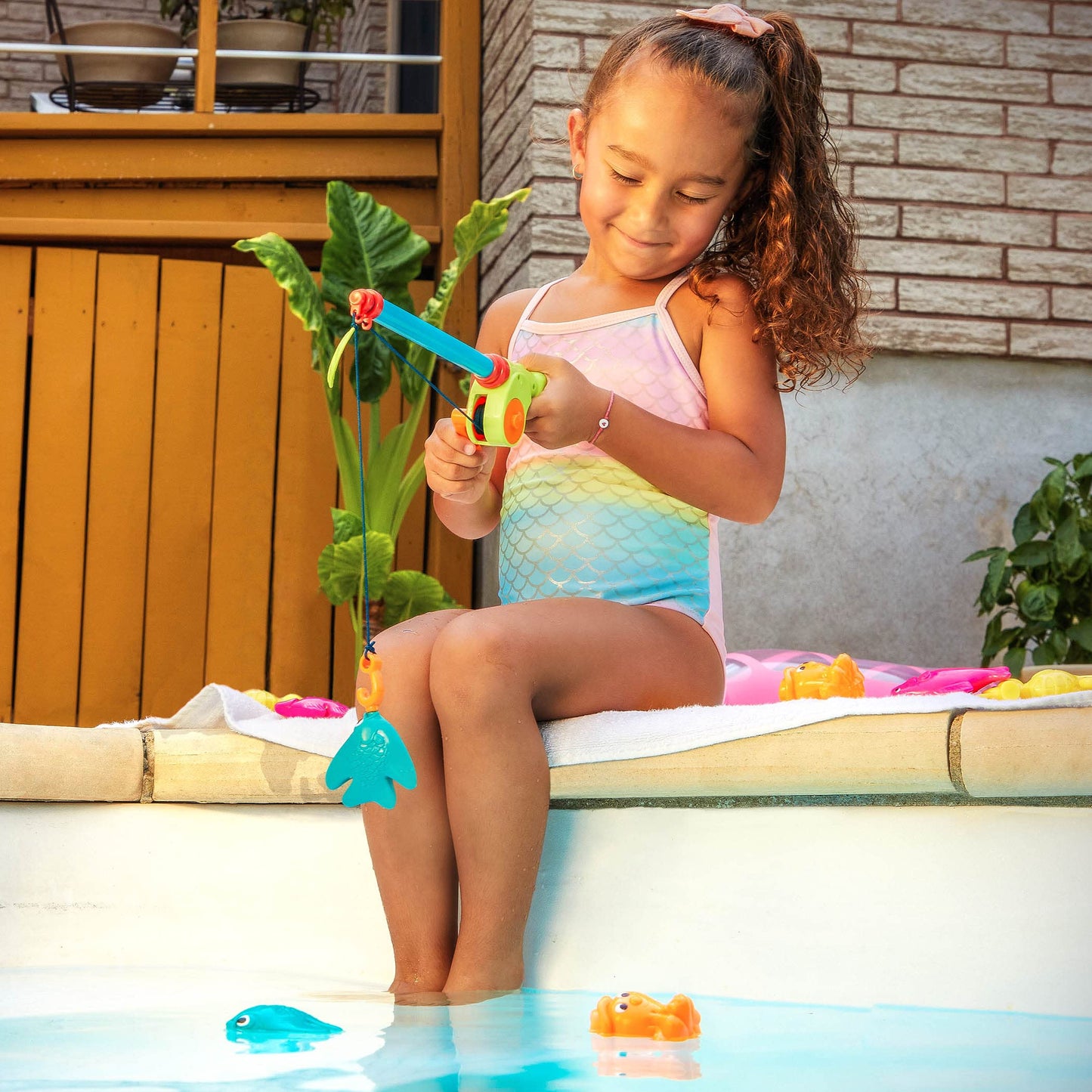 B. toys Little Fisher Kit - Juego de aventura de pesca magnética con varillas dobles