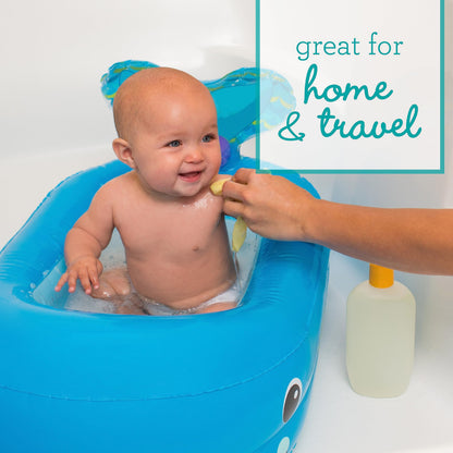 Bañera inflable Infantino con forma de ballena y burbujas