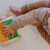 DISCOVERGO Montessori - Tambor de juguete giratorio de madera arcoíris
