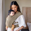 Ergobaby Embrace Mochila Portabebe Ergonómica Recién Nacidos, Extra Suave y Ultraligero, Soft Olive