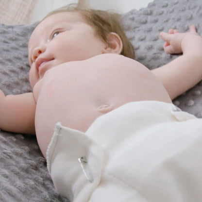 Pañal preplegado Birdseye de 10 unidades con almohadilla, color blanco