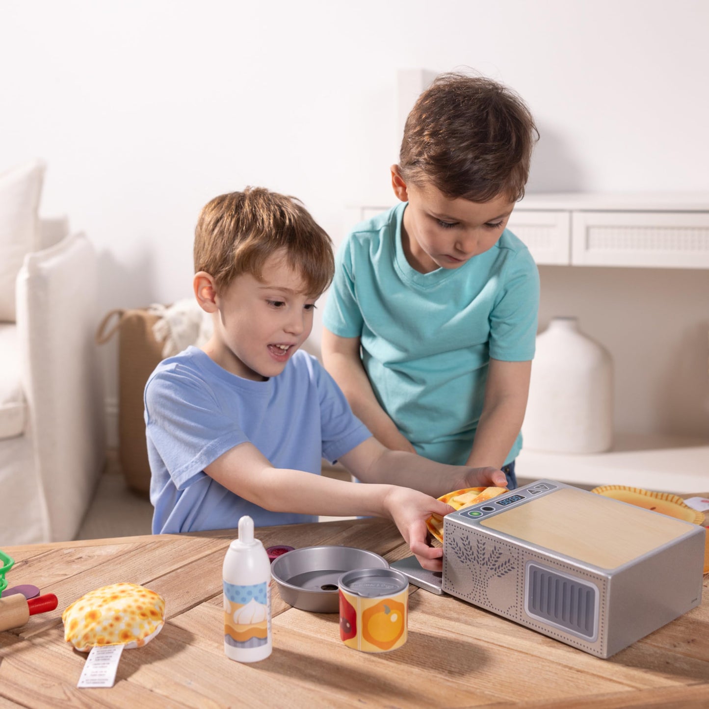 Melissa & Doug - Juego de simulación de alimentos de madera para hacer y hornear pasteles