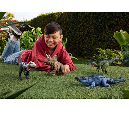 Mattel Jurassic World Rebirth Gigantic Thrashers Eotriceratops