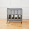 BreathableBaby, Forro de malla transpirable para cunas con colchón de 38 x 24 pulgadas, gris