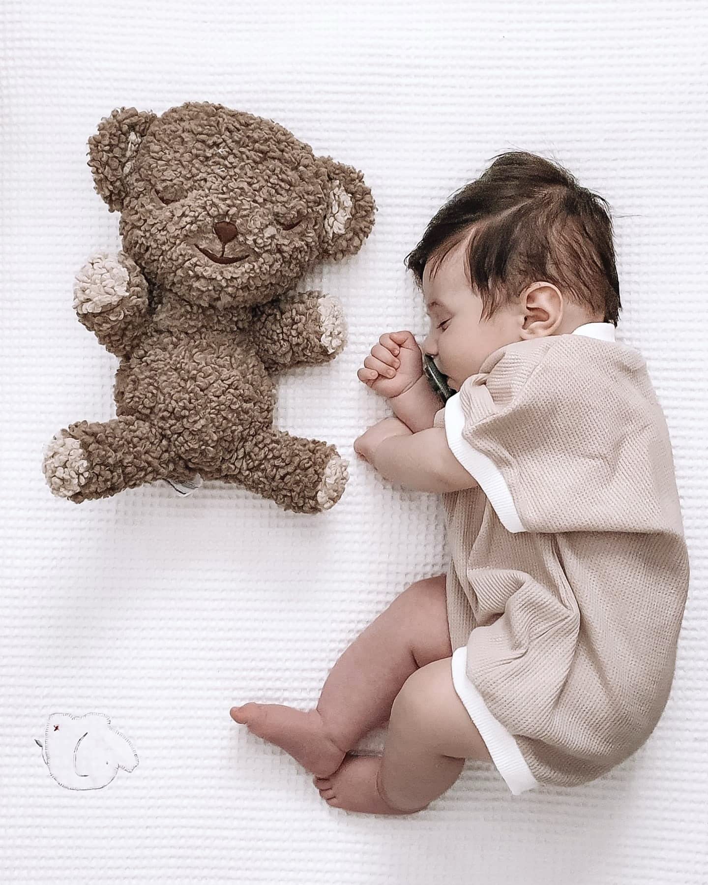 SNOObear máquina de ruido blanco de peluche