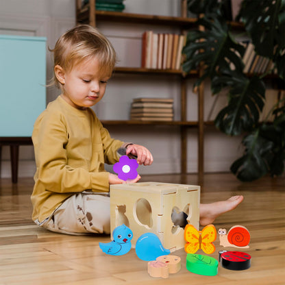 Juguete clasificador de formas de madera con 8 formas