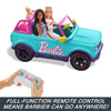 Hot Wheels Barbie RC SUV, vehículo rosa con control remoto que se adapta a 2 muñecas Barbie