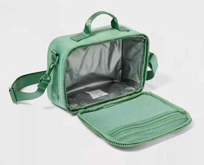 All in motion- Lonchera