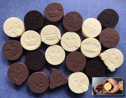 PennyCo Kitchen, moldes grandes de silicona con emojis