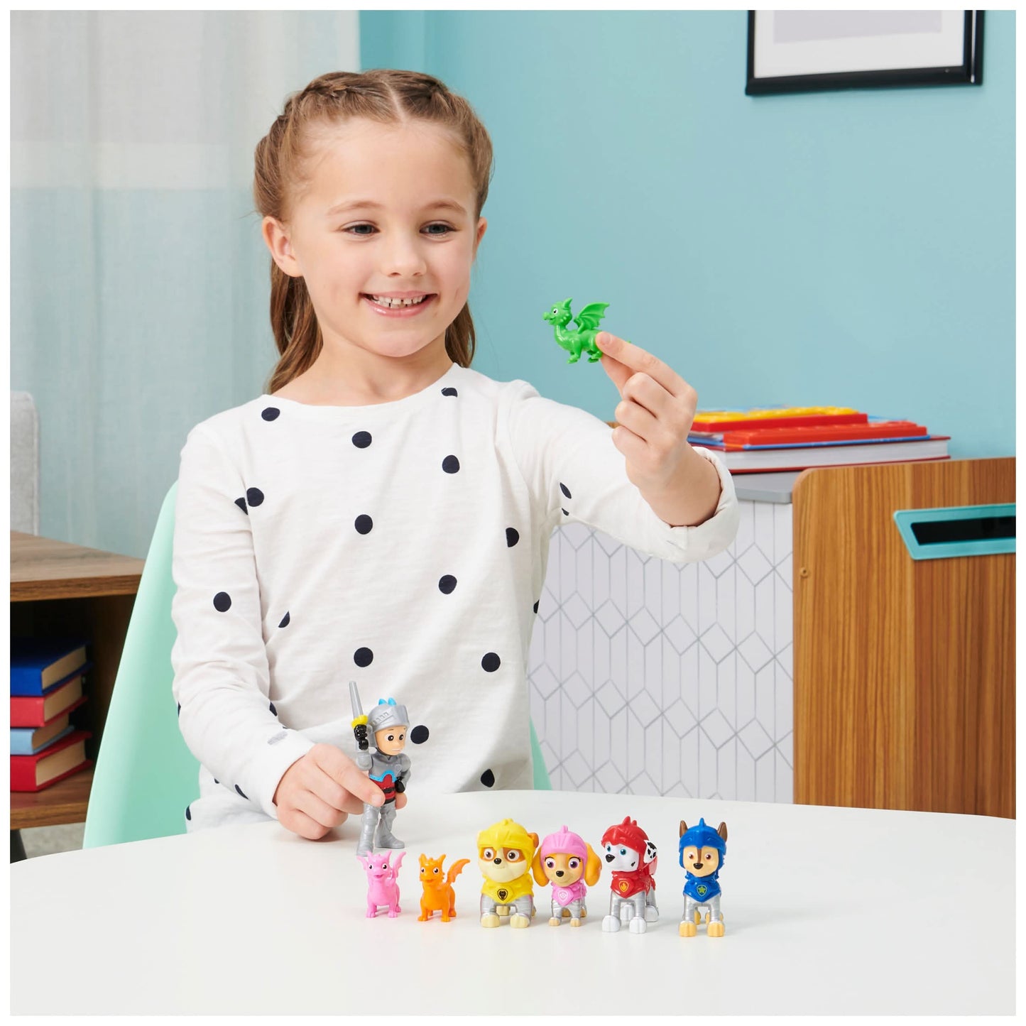 Paw Patrol, Rescue Knights Ryder and Pups, paquete de regalo con 8 figuras de juguete