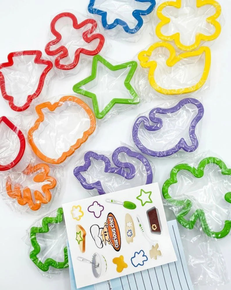 Juego de 16 cortadores de galletas Curious Chef