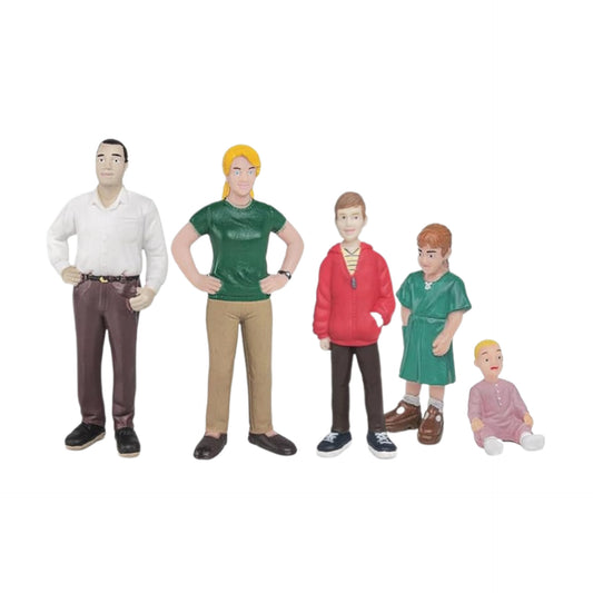 Set de figuras de los miembros de la familia