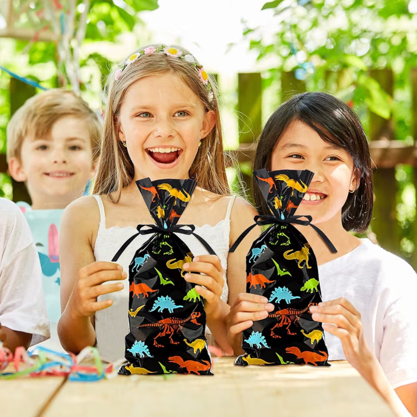 80 bolsas de plástico para dulces dinosaurio