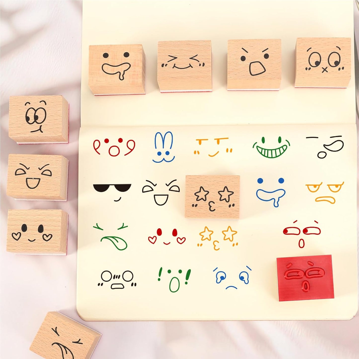 Whaline-24 piezas de sellos de goma de madera con expresiones divertidas de caras de dibujos animados