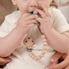 Comfy Cubs- Clips de madera para chupetes, 2uds