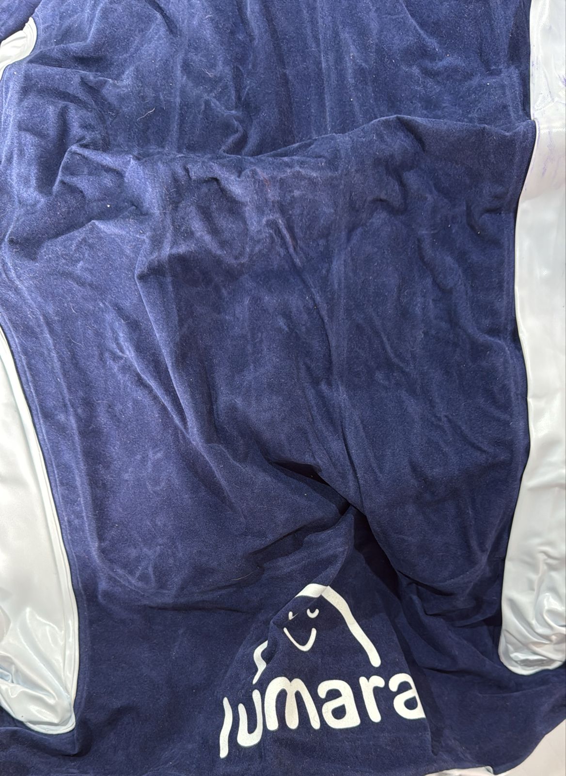 Lumara- Cama inflable para aviones