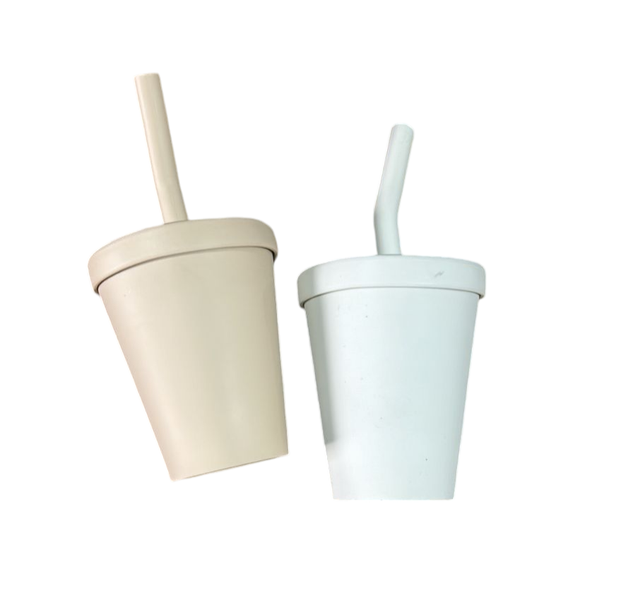 Set de 2 vasos de silicona con pajillas, beige y beige oscuro, 9oz